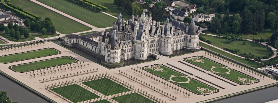 chambord-chateau.jpg